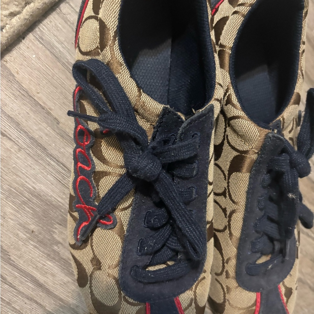 Coach Tan and Blue Sneakers with Sporty Design - Picture 5 of 7